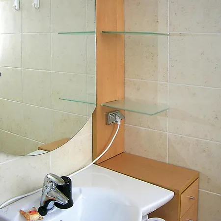 شقة In With Pool